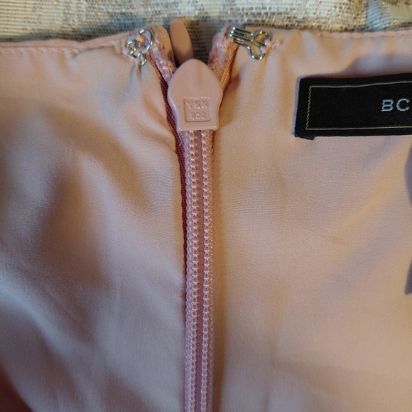 Pink Ruffled Sleeveless Dress - Picture 3 of 6